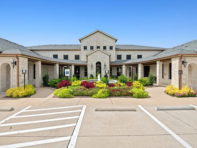 Apartment Home Exteriors