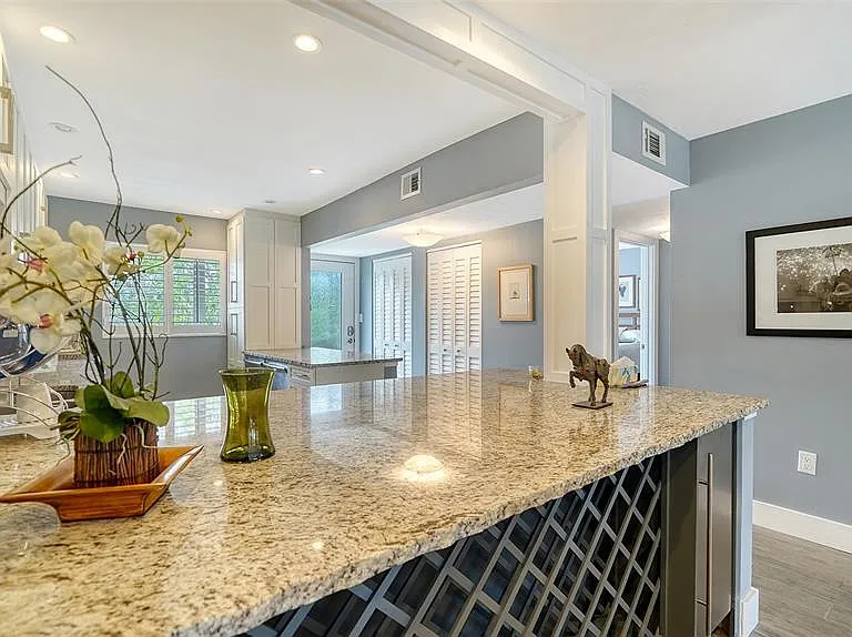 1601 Pelican Point Dr #HA212 — Photo 16