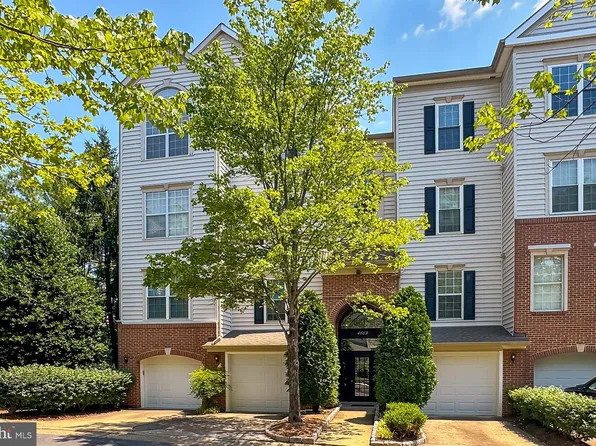 4689 Lawton Way APT 301, Alexandria, VA 22311