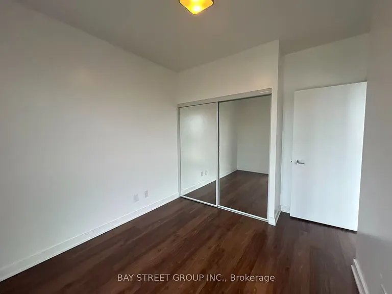 260 Sackville St #909 — Photo 15