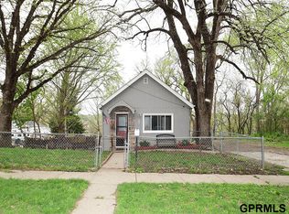 1424 S 18th St, Omaha, NE 68108