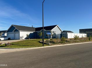 12370 Truax St, Epping, ND 58843