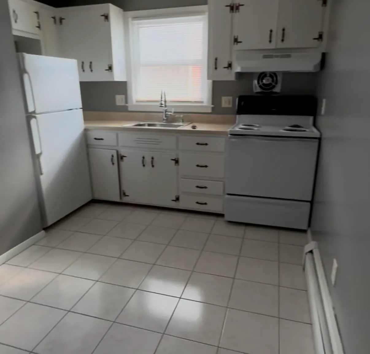 1 bed, $1,300 — Photo 1