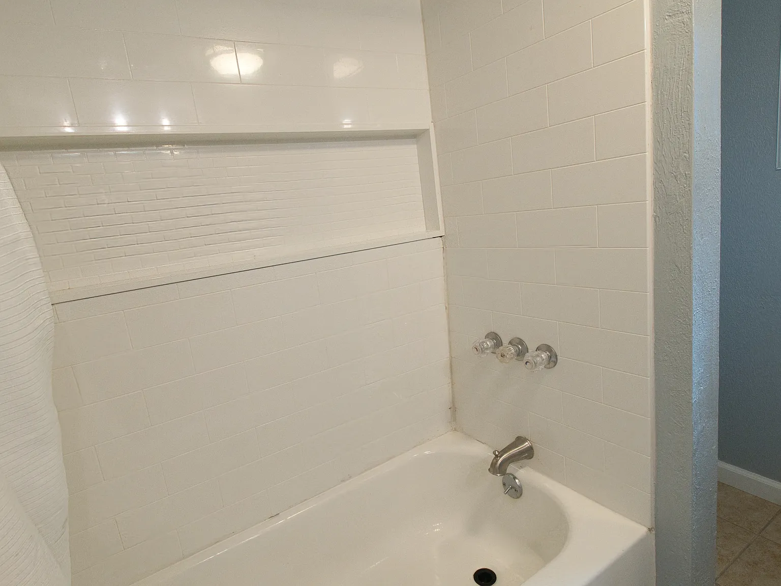 3 bed, 1181 sqft, $1,450 — Photo 4