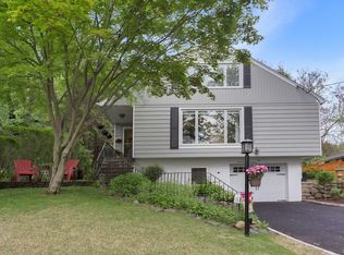 43 Jaffray Ct, Irvington, NY 10533