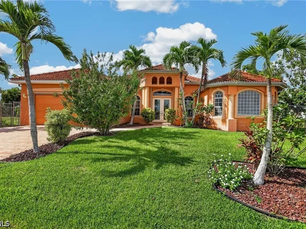2305 Kismet Pkwy W, Cape Coral, FL 33993