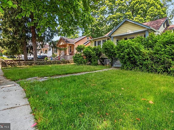 2nd image of 3400 Parkington Ave