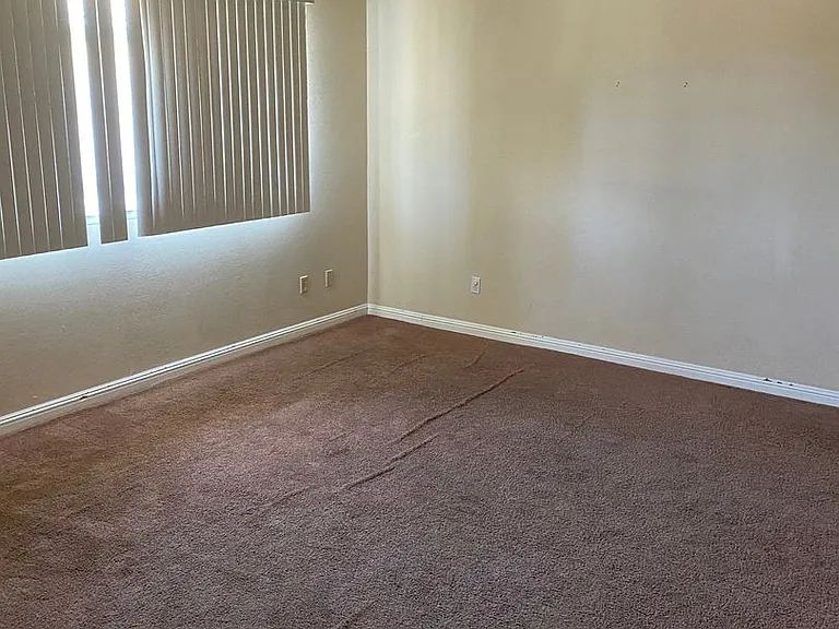 2144 Beechwood Ct — Photo 13
