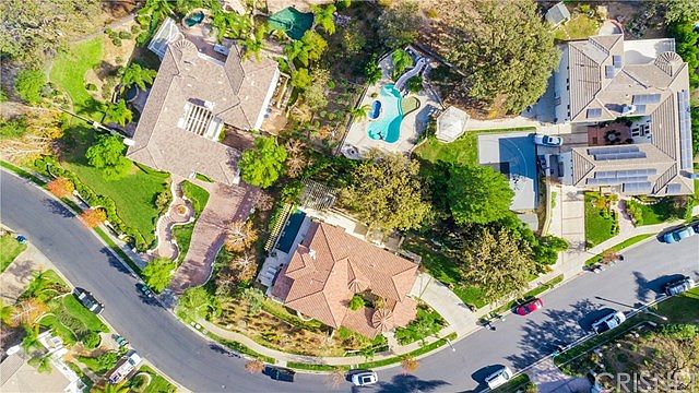 1st image of 24811 Los Altos Dr