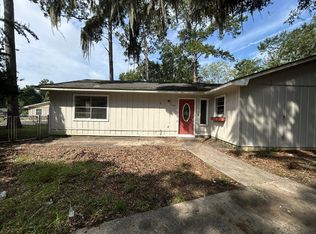 129 Cherokee Cir, Hinesville, GA 31313