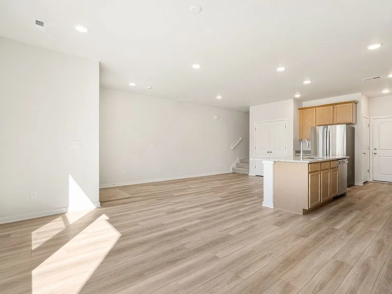 2764 Blue Iris Dr — Photo 8