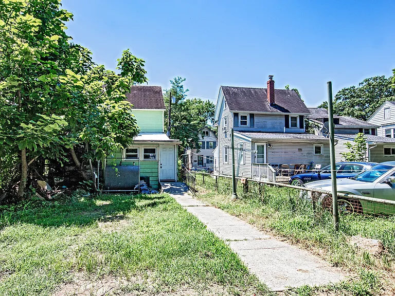 218 Sinnickson St — Photo 2