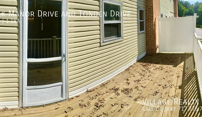 Oak Manor Dr — Photo 49