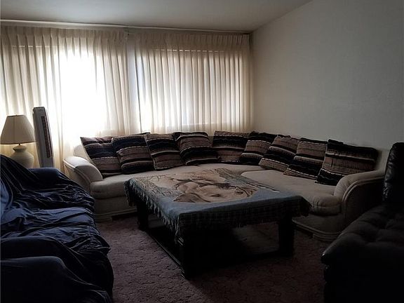 5th image of 8050 S Evergreen Dr