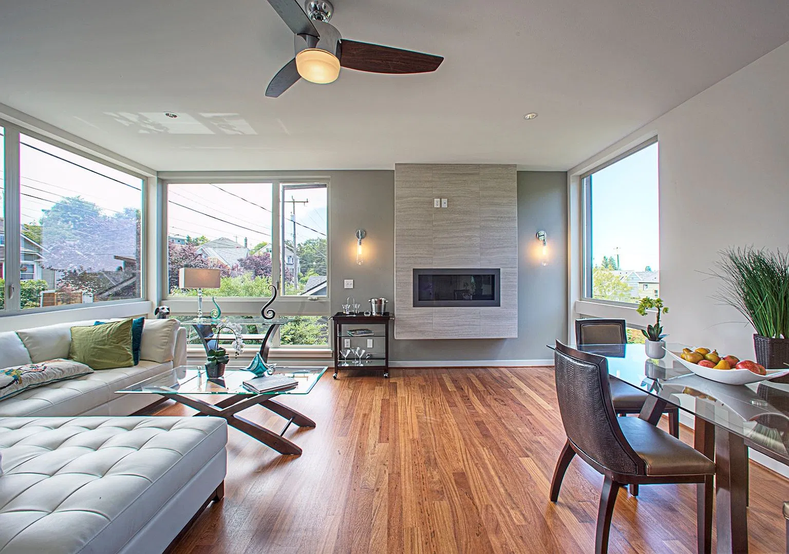 3Bd/3.5Ba Seattle Townhome — Photo 2