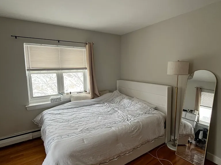 46 Chiswick Rd #6 — Photo 9