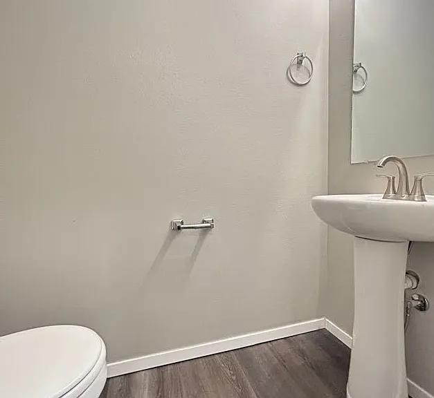 949 E Sparrow Cir — Photo 13