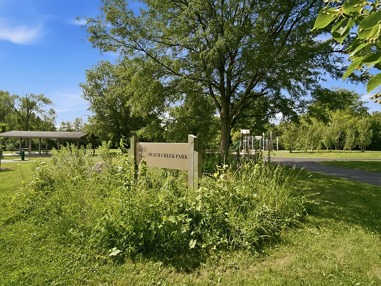 5280 Burnham St — Photo 43