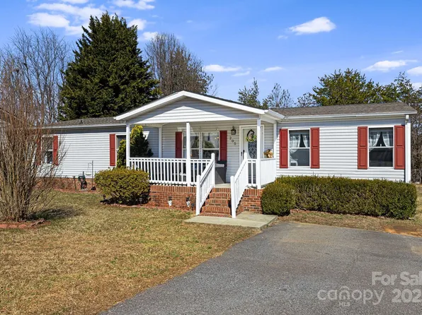 205 Nicholas Dr, Asheville, NC 28806