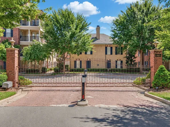 307 Seven Springs Way APT 102, Brentwood, TN 37027