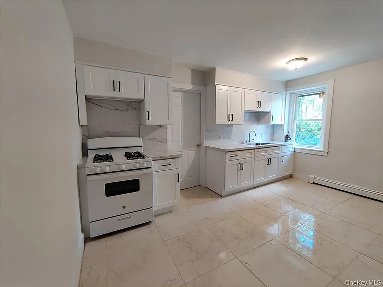 20 Noxon St #B — Photo 6