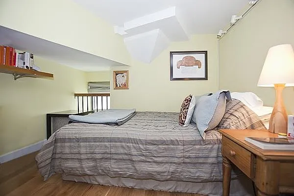 Sold by Nest Seekers International | media 12