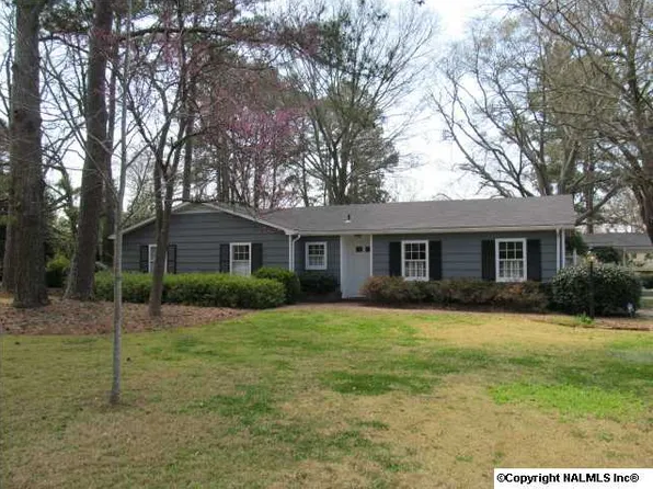 2301 Stratford Rd SE, Decatur, AL 35601