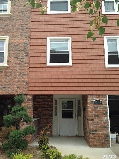 1st image of 1524 208th St