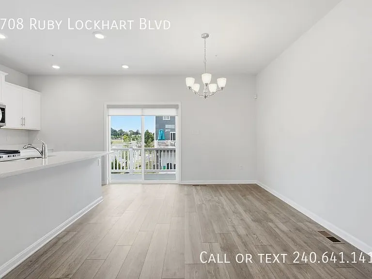 9708 Ruby Lockhart Blvd — Photo 6