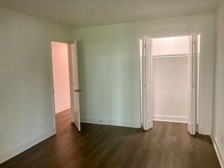 11499 W Bayshore Dr — Photo 32