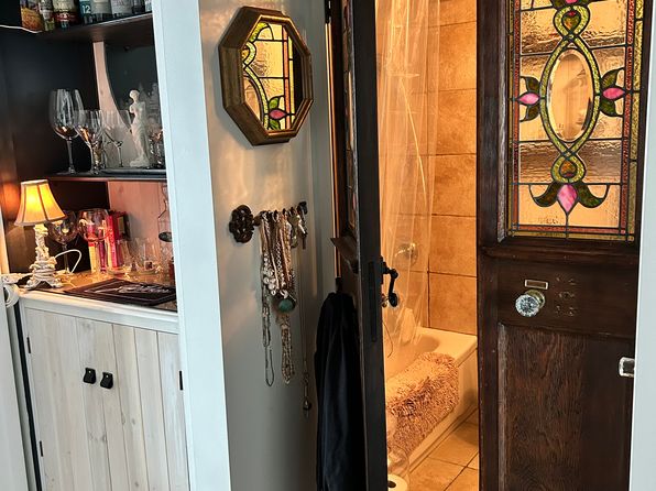 1 bedroom rental in West Vancouver — photo 8