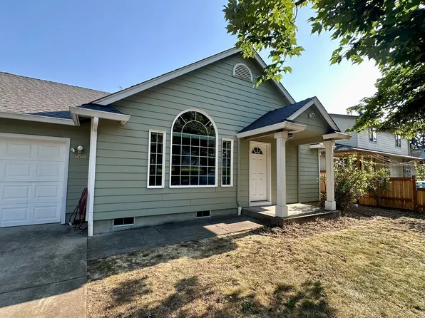 6204e, 6204 E St #6206, Springfield, OR 97478