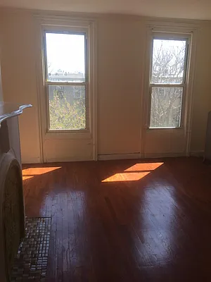 Rented by LGM Real Estate | media 16