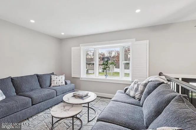 118 Darien Rd — Photo 17