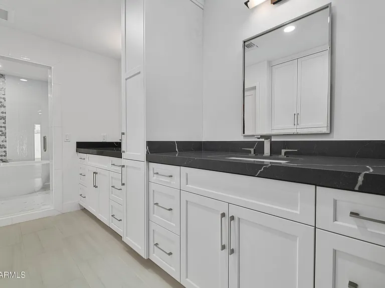 8512 E Via De La Escuela — Photo 14
