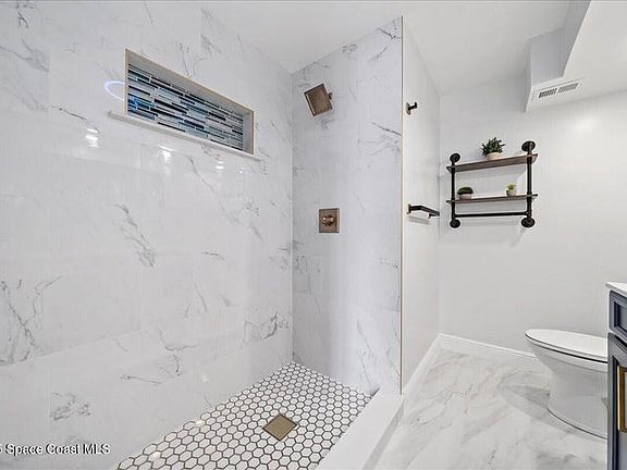 2nd image of 7420 N Highway 1 Unit 204-1