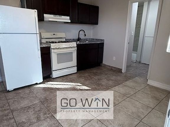 2nd image of 3546 W Roosevelt St #B
