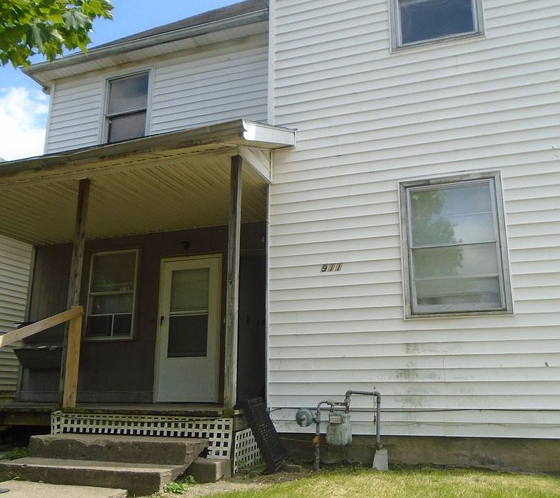 1st image of 911 W Charles St APT 3