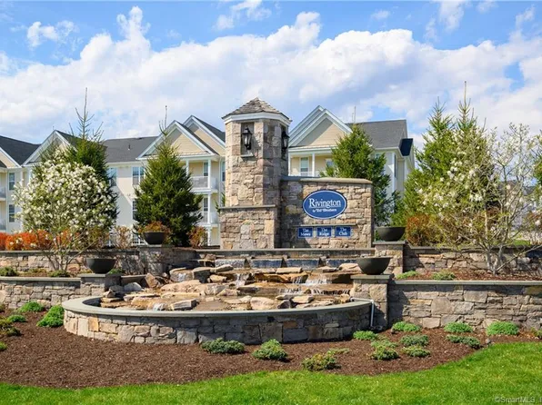 103 Brentwood Circle #103, Danbury, CT 06810