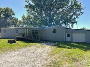 624 N McComb St, Rich Hill, MO 64779