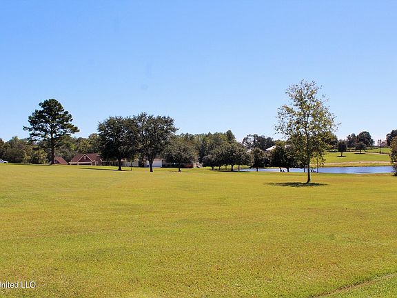4th image of 126AC Stillwater Dr #13
