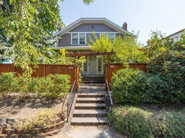 1926 SE 12th Ave, Portland, OR 97214