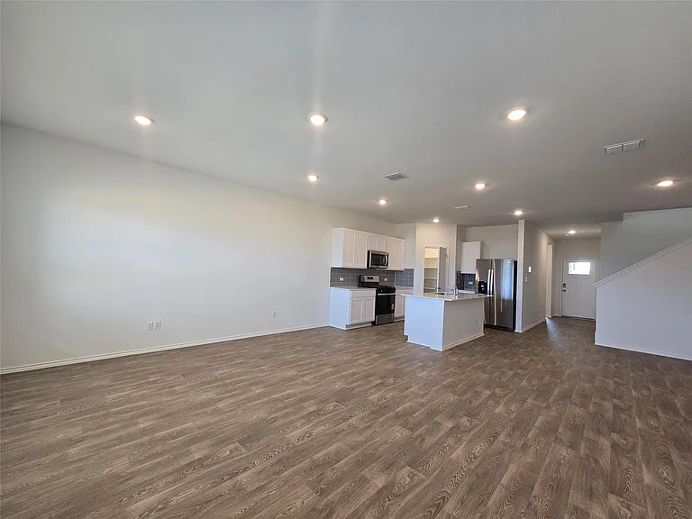 352 San Juan Trl — Photo 14