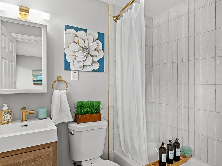Fully Renovated Bathroom Fully Renovated Bathroom