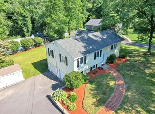 7 Gilmore Rd, Southborough, MA 01772