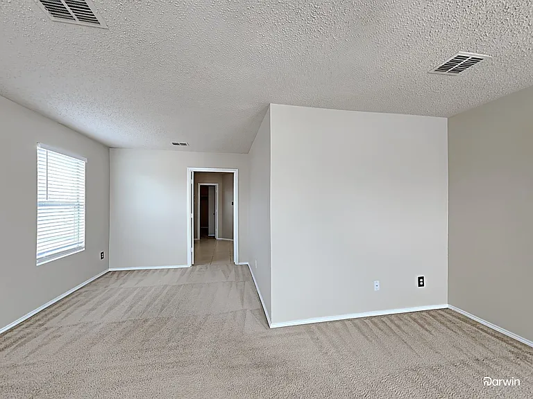 4050 Hunters Creek Dr — Photo 16