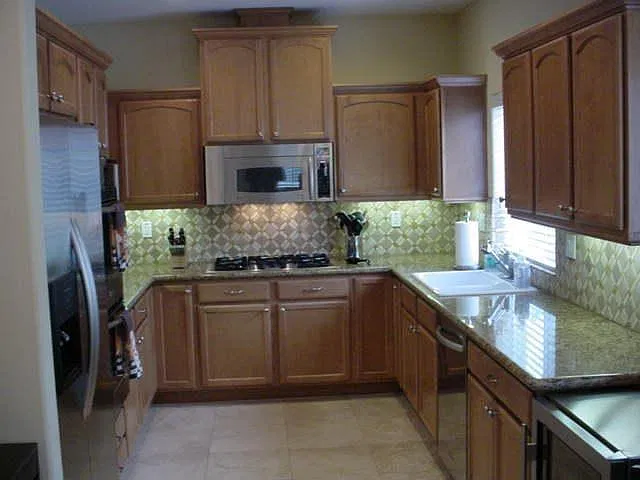 3 bed, 2.5 bath, 1801 sqft, $5,250 — Photo 4