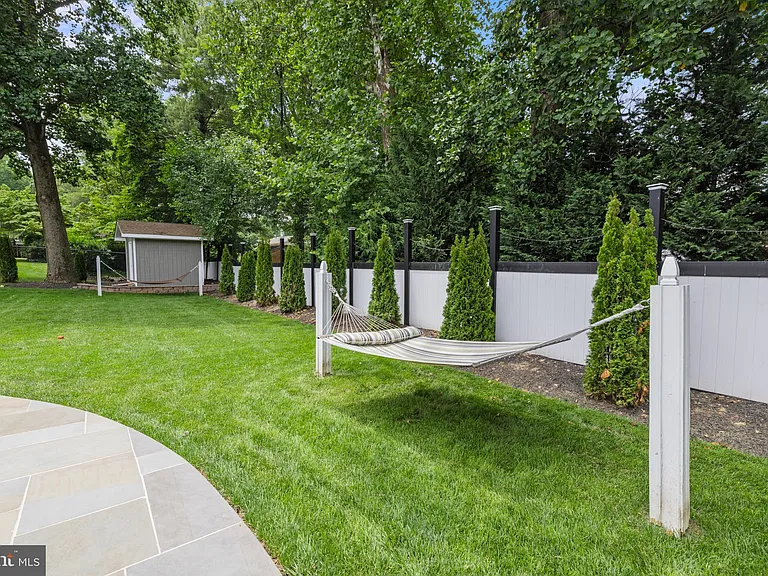 13908 Pleasant Grove Ct — Photo 57