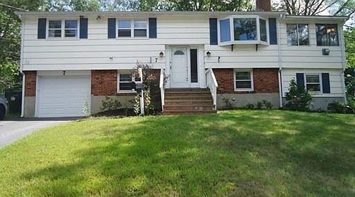 1st image of 7 Cetrina Dr