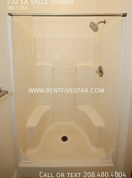 232 La Valle Strada — Photo 10